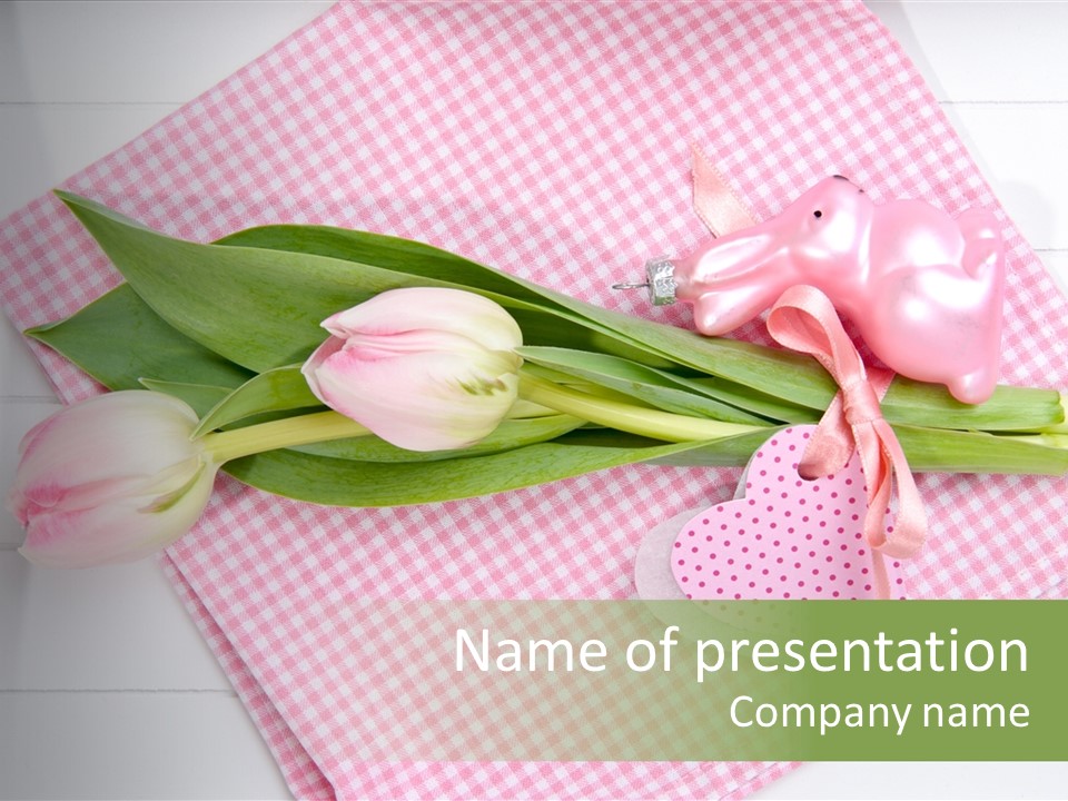 Fasten Wei Blume Rosa PowerPoint Template