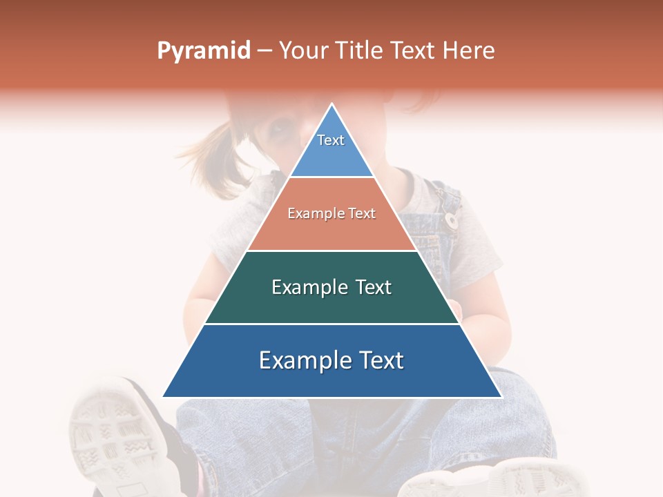 Sorridente Golosa Salopette PowerPoint Template