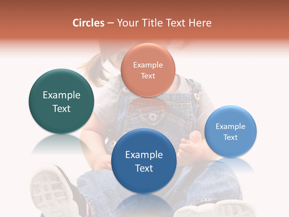 Sorridente Golosa Salopette PowerPoint Template