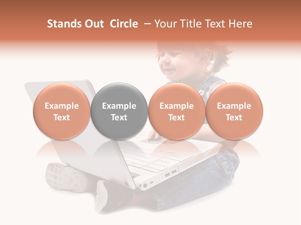 People Sorridente Sit PowerPoint Template