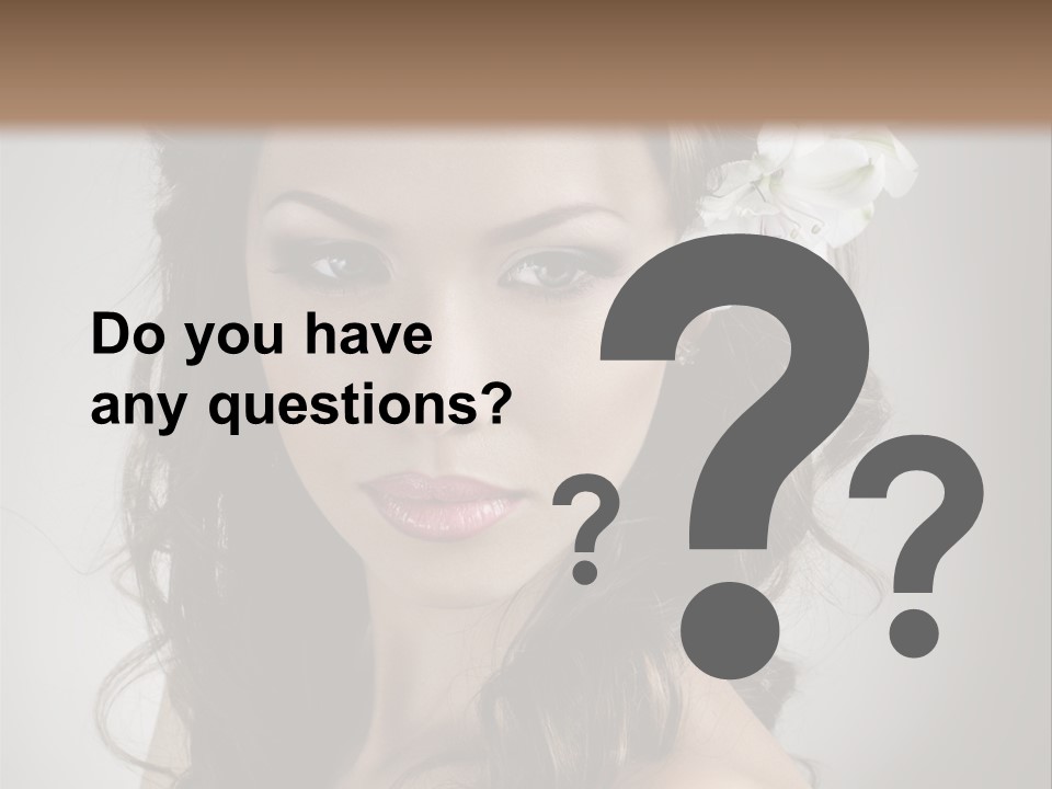 Posing Y Pretty PowerPoint Template