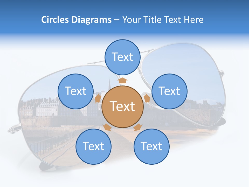 Paesaggio Cittadina Vacanza PowerPoint Template