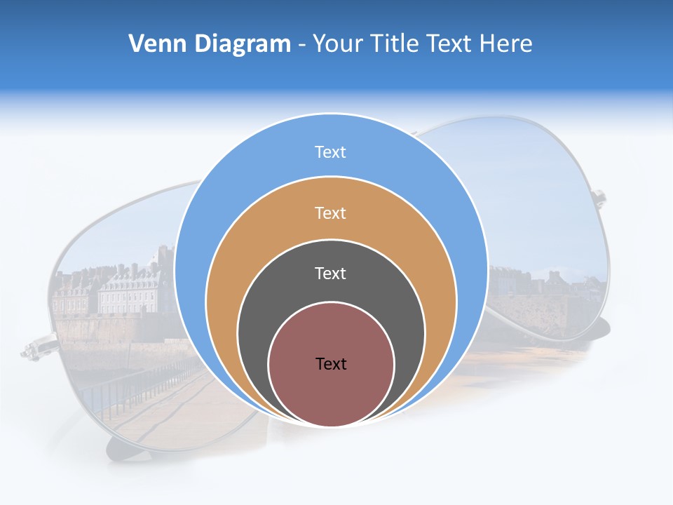 Paesaggio Cittadina Vacanza PowerPoint Template