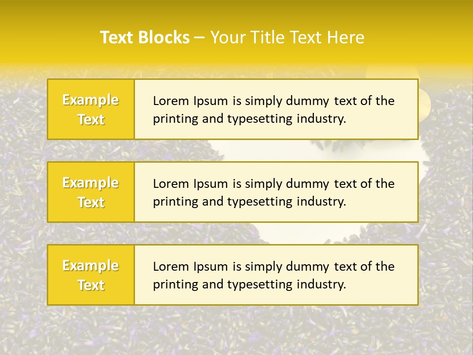 Amour Campagne Carte PowerPoint Template