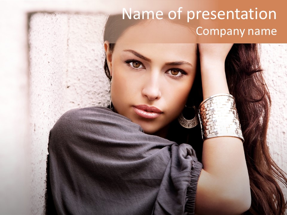 Fashion Wall Beautiful PowerPoint Template