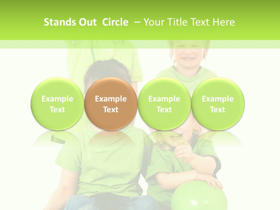 Spielt Freisteller Herumalbern PowerPoint Template