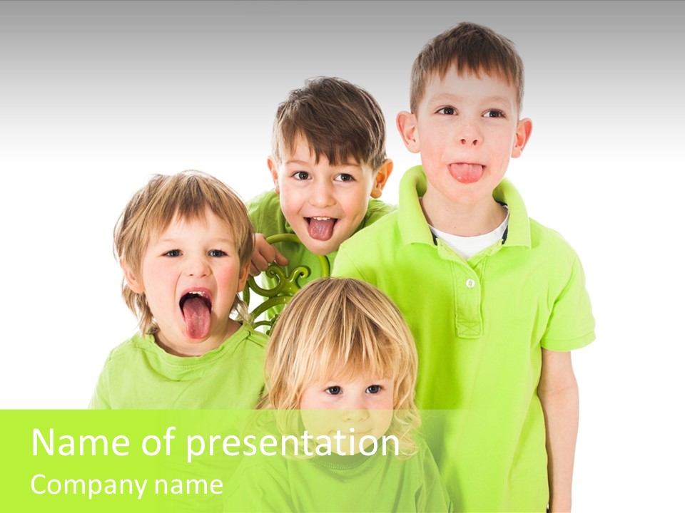 Kind Grimassen Freuen PowerPoint Template