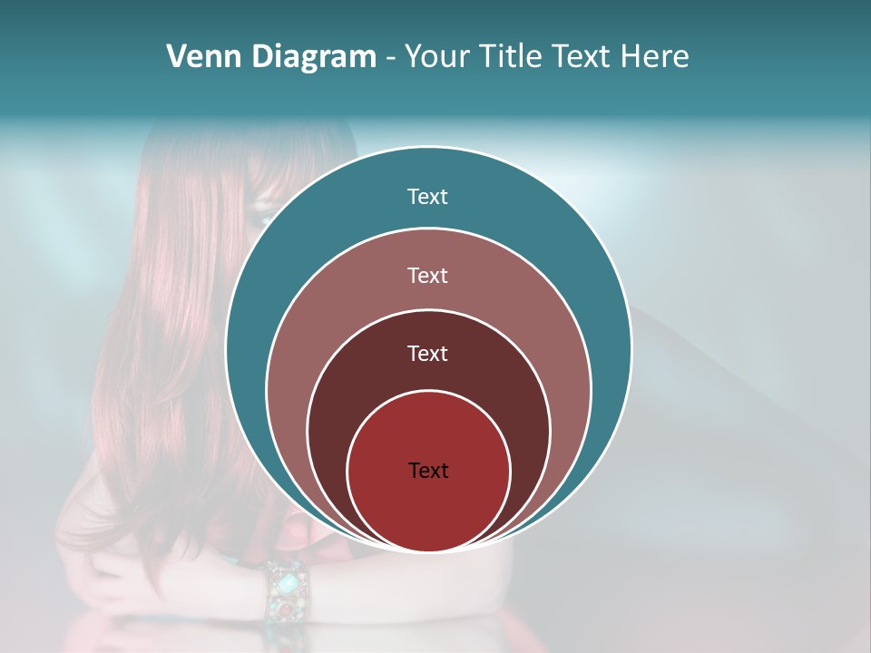 Pretty Stil Spiegel PowerPoint Template