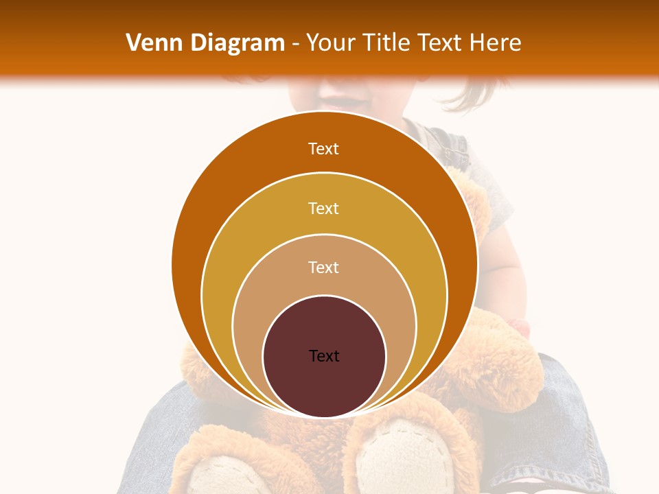 Pretty Toddler Giocattolo PowerPoint Template