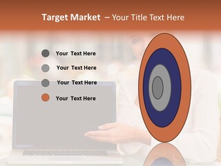 Presenting Beautiful Joyful PowerPoint Template