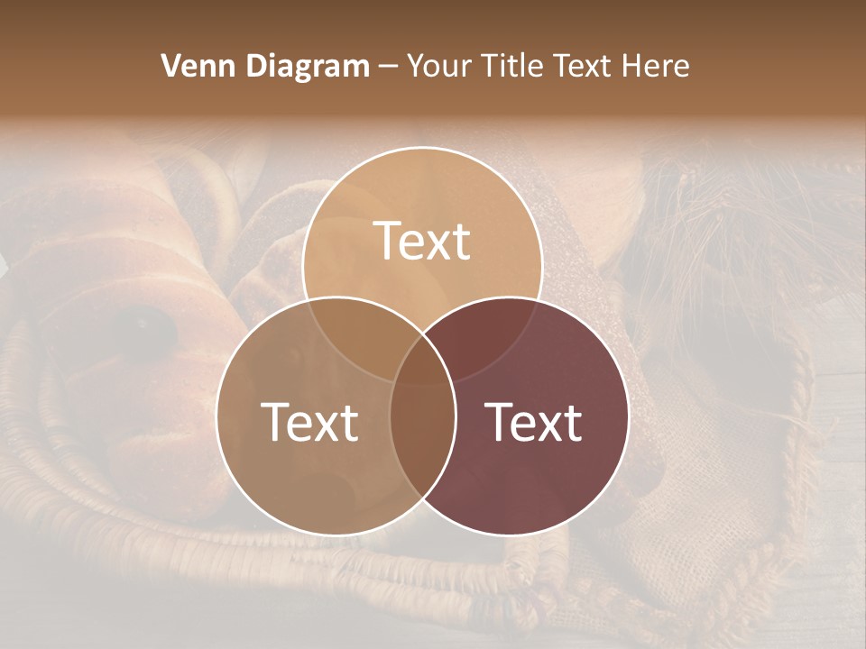 Maison Traditionnel Repas PowerPoint Template