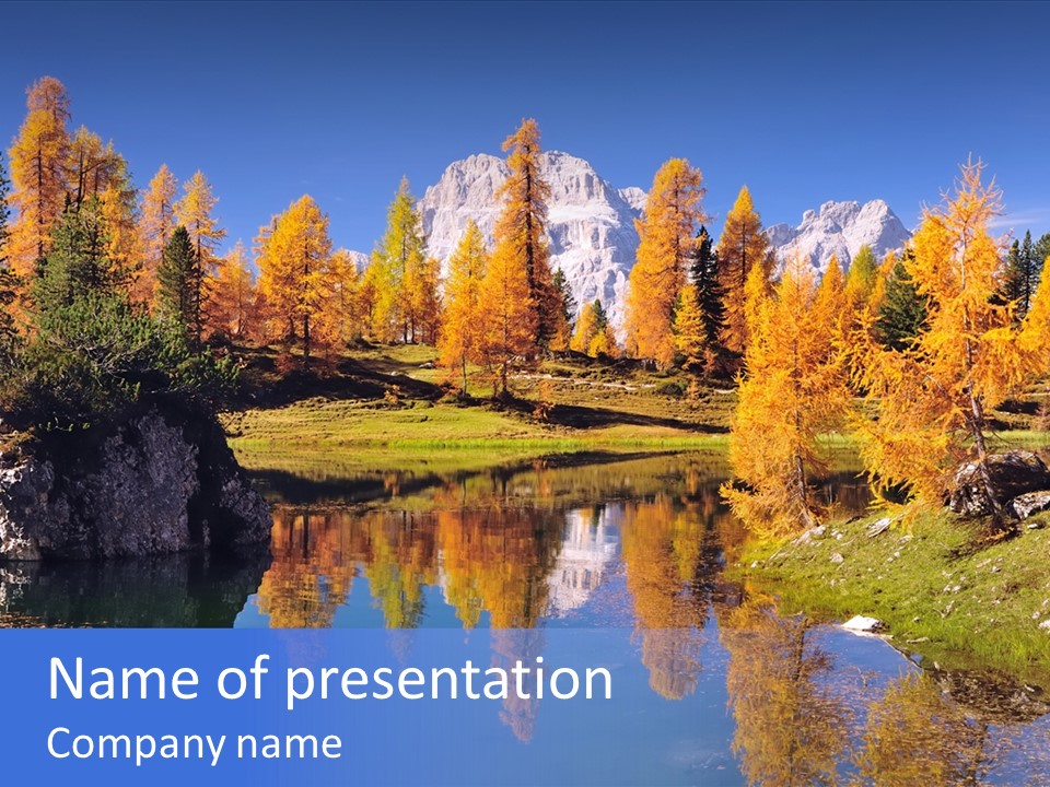 Entspannung Golden Wasser PowerPoint Template