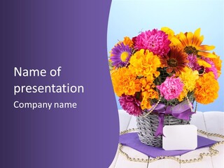 Daisy Wildflowers Summer PowerPoint Template