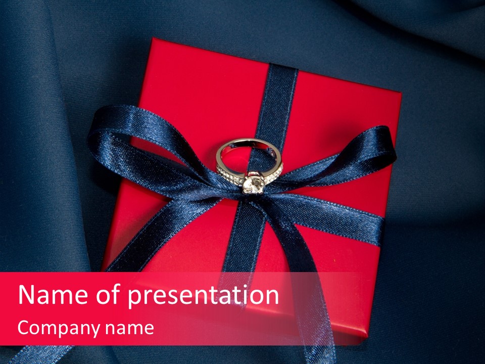 Regalo Ricorrenza Bella PowerPoint Template