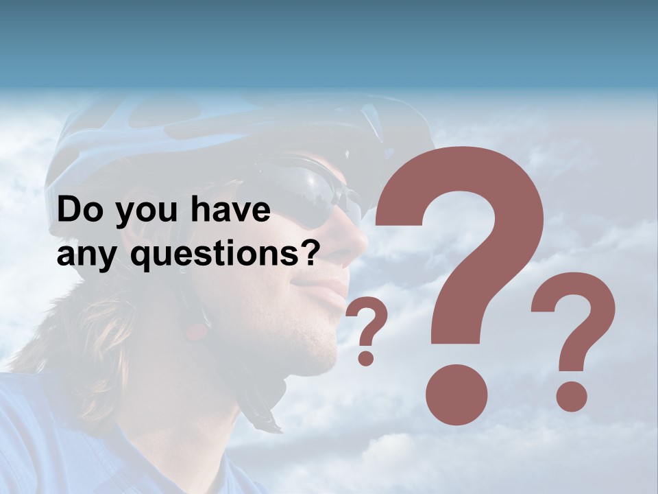 Leisure Sun Travelling PowerPoint Template