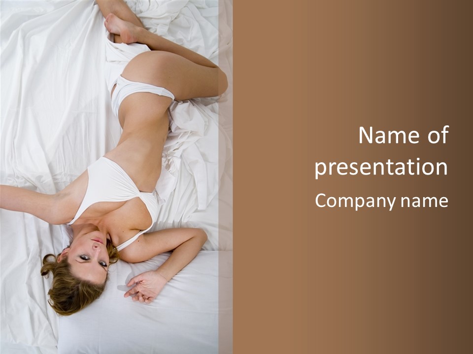 Frost Blond Expanse PowerPoint Template