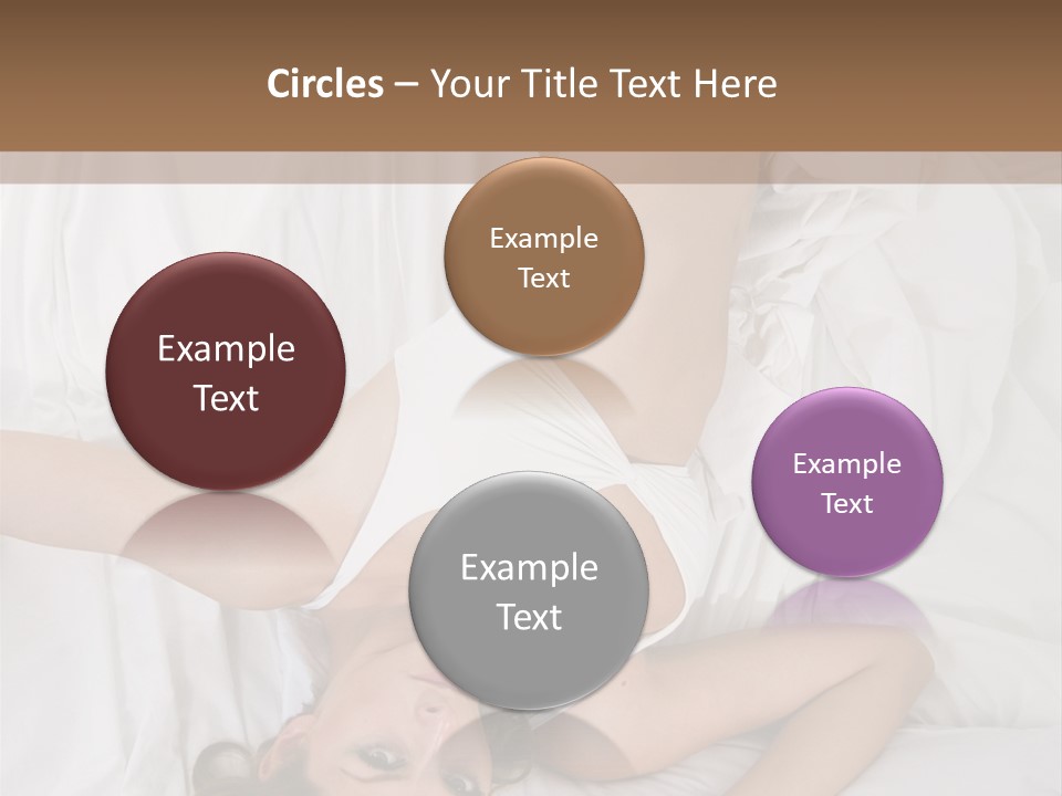 Frost Blond Expanse PowerPoint Template