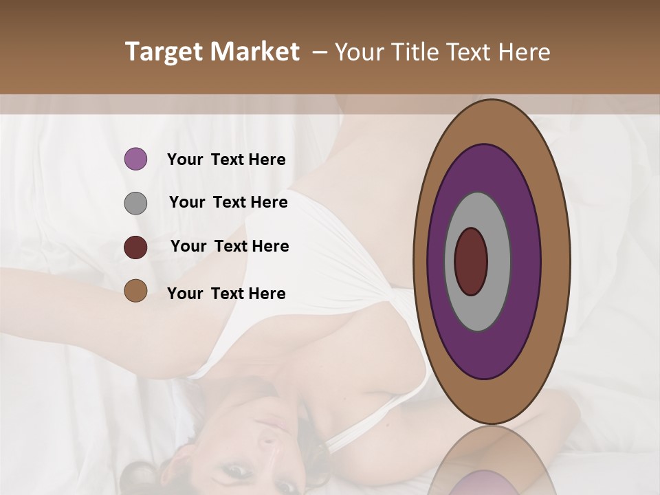 Frost Blond Expanse PowerPoint Template