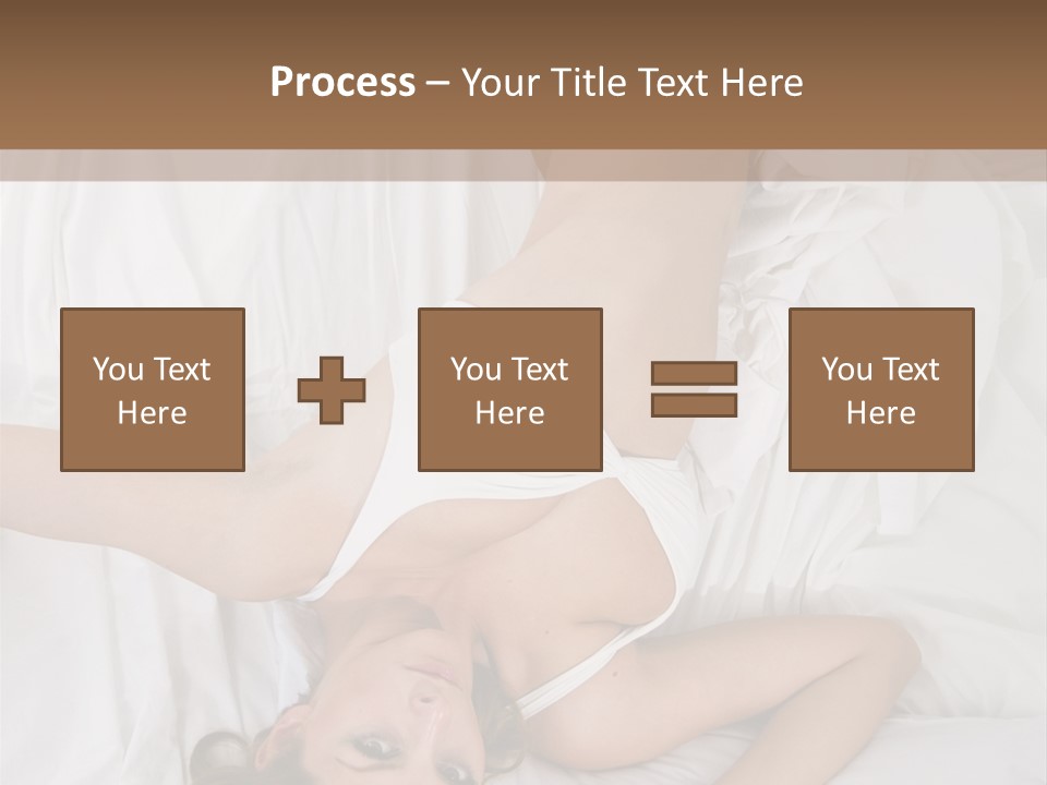 Frost Blond Expanse PowerPoint Template