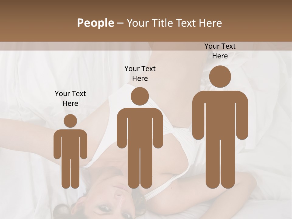 Frost Blond Expanse PowerPoint Template