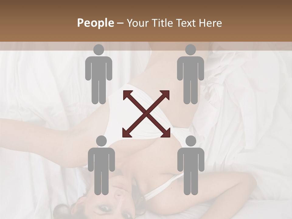 Frost Blond Expanse PowerPoint Template