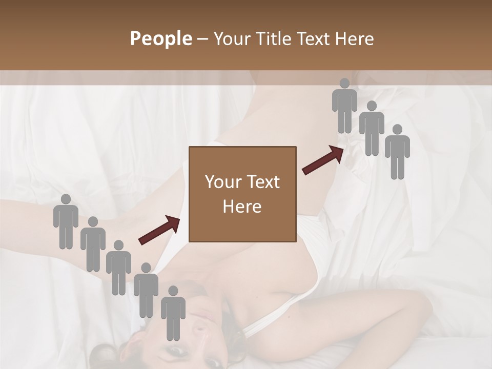 Frost Blond Expanse PowerPoint Template