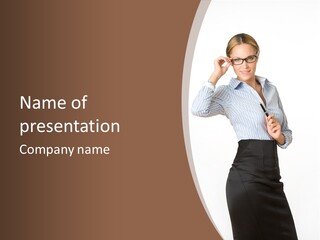 Girls Suche Erfolgreiche PowerPoint Template