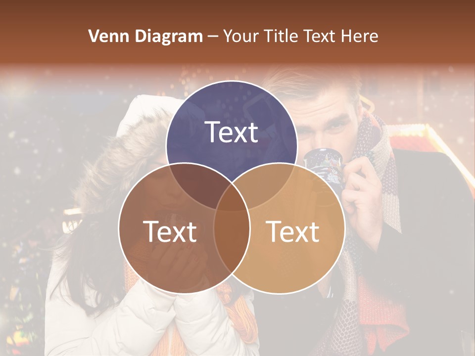 Silvester Erwartung Einladen PowerPoint Template