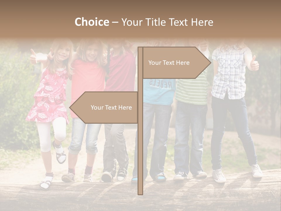 Schulfreunde Baum Grundschule PowerPoint Template