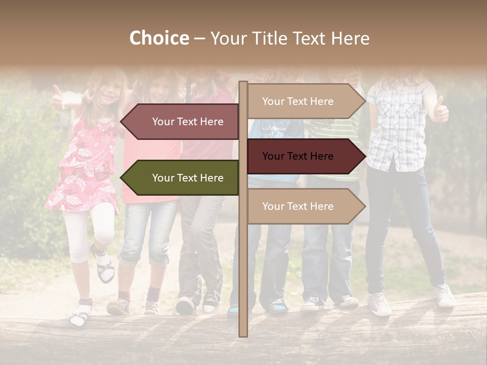 Schulfreunde Baum Grundschule PowerPoint Template