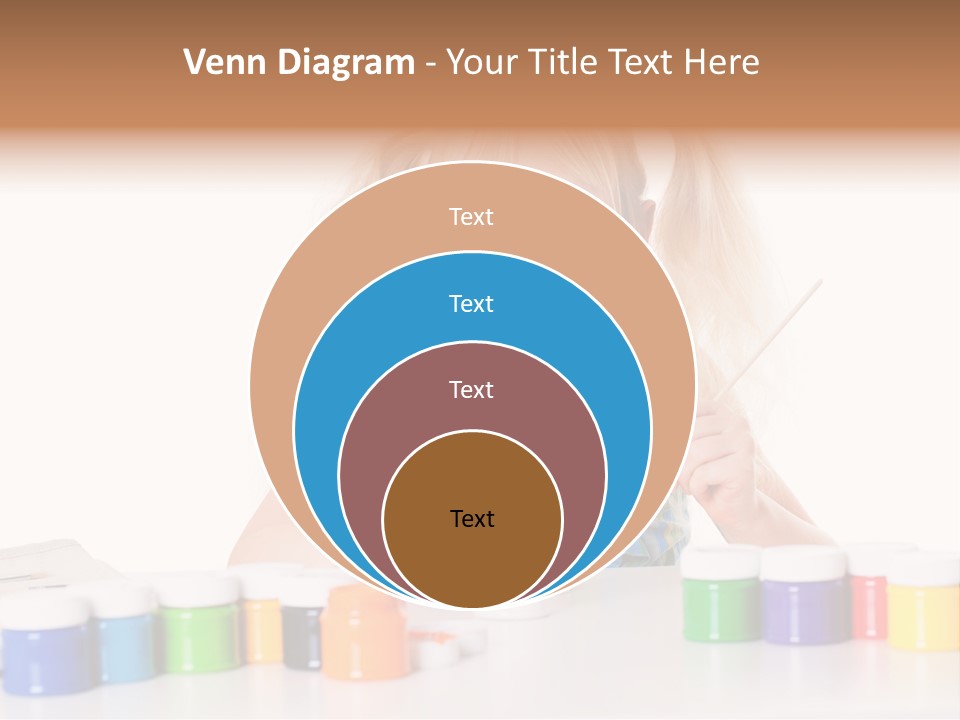 Colour Gelb Malen PowerPoint Template