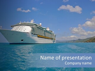 Travel Liner Ocean PowerPoint Template