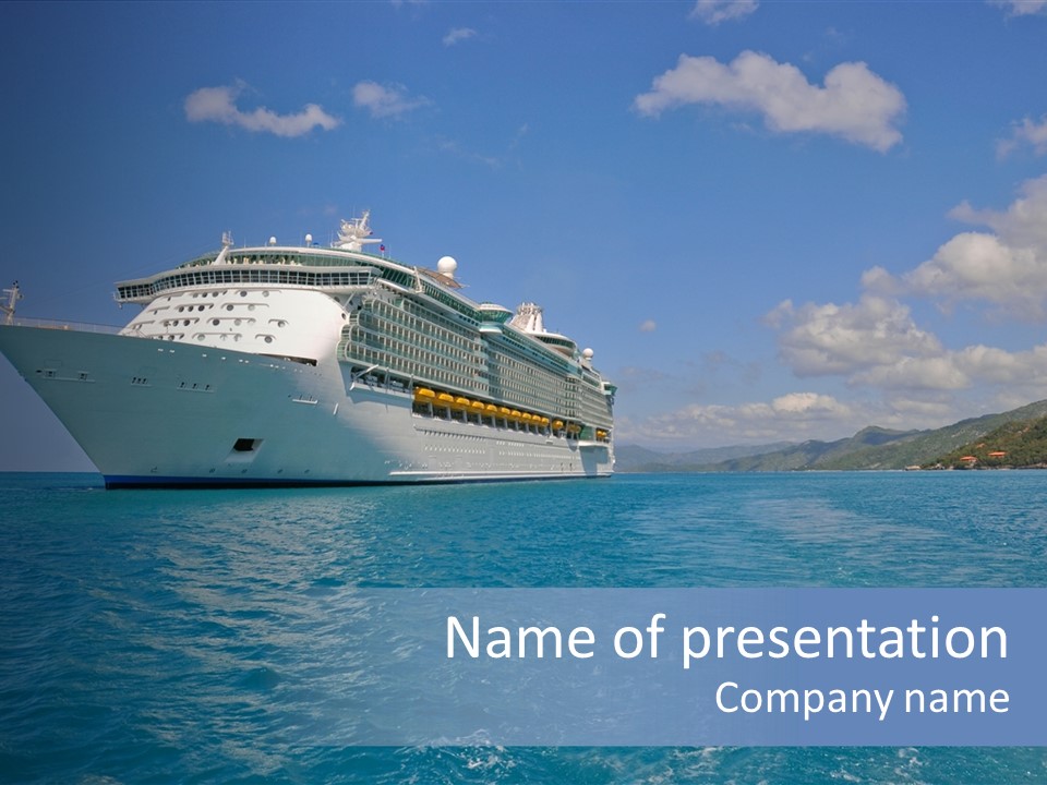 Travel Liner Ocean PowerPoint Template