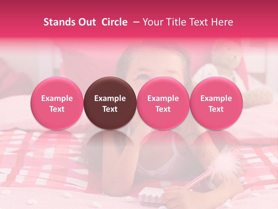 Family Lovely Lifestyle PowerPoint Template