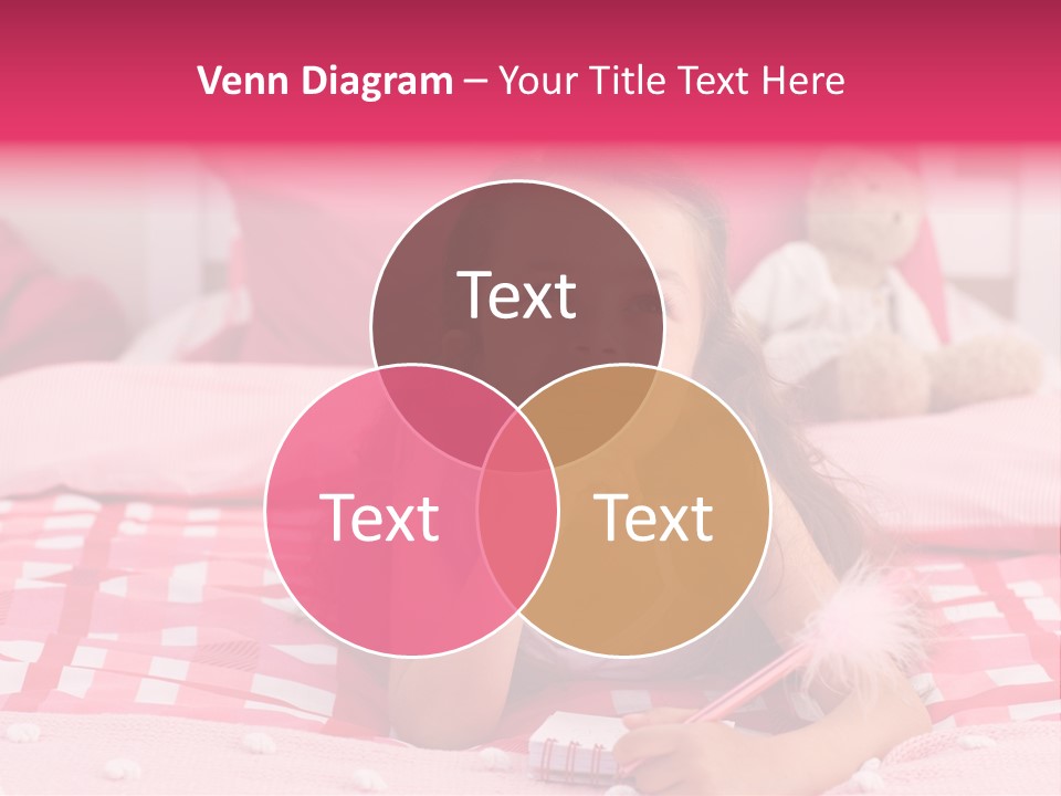 Family Lovely Lifestyle PowerPoint Template