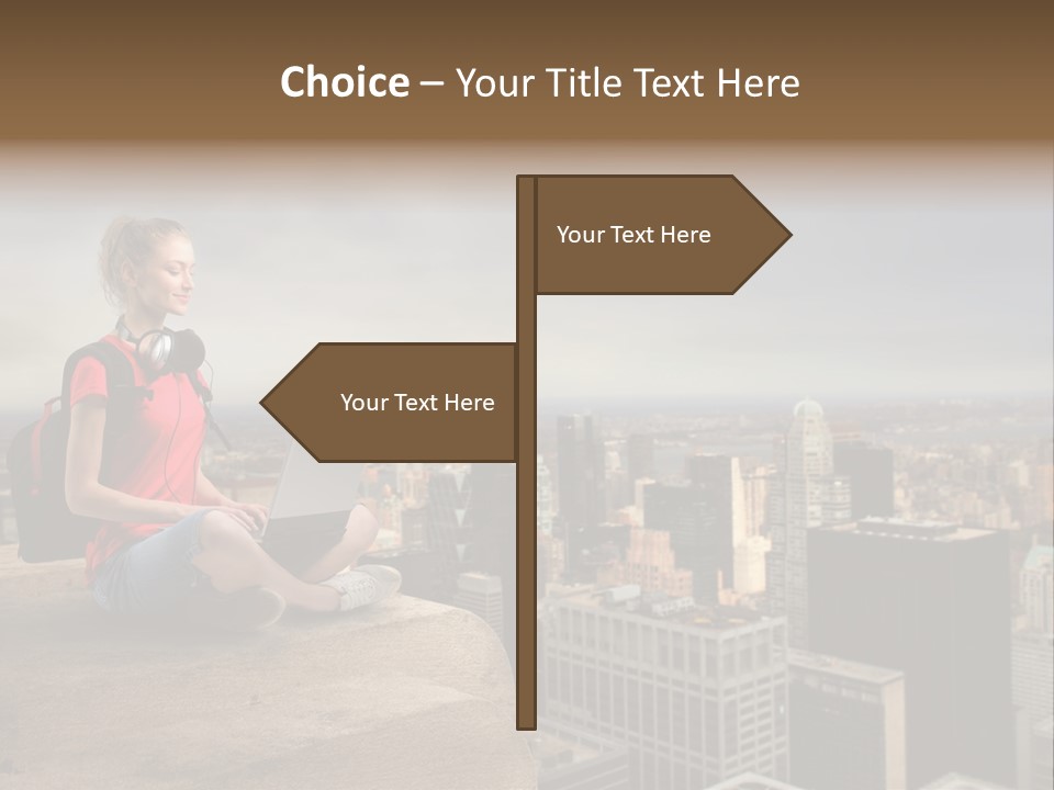 Panorama Computer Beauty PowerPoint Template