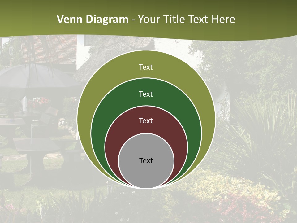 Attractive Thatched Devon Pub With Garden PowerPoint Template
