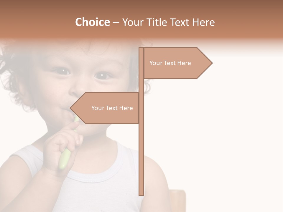 The Kid To Study To Clean A Teeth. PowerPoint Template