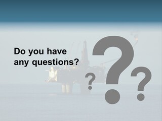 An Oil Rig In The Middle Of The Ocean PowerPoint Template