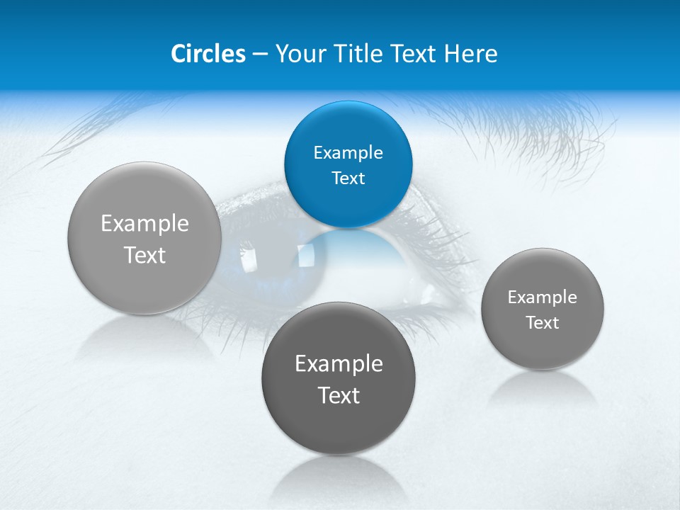 Close-Up De Uma Bela Mulher Com Olhos Azuis PowerPoint Template