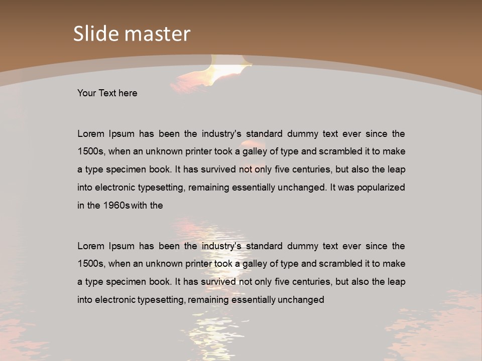 Reflexion Of Couple Kissing At Sunset PowerPoint Template