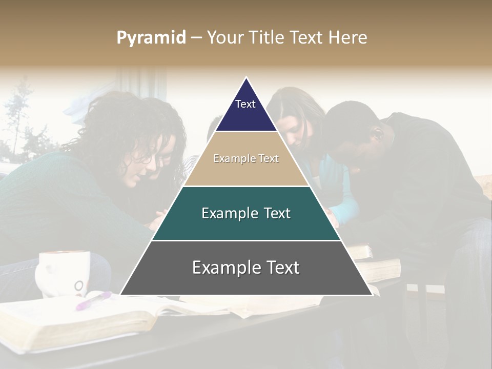 A Panoramic View Of Cincinnati Ohio PowerPoint Template