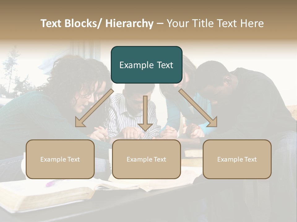 A Panoramic View Of Cincinnati Ohio PowerPoint Template