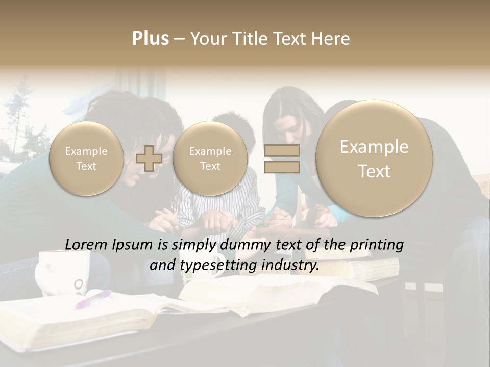 A Panoramic View Of Cincinnati Ohio PowerPoint Template