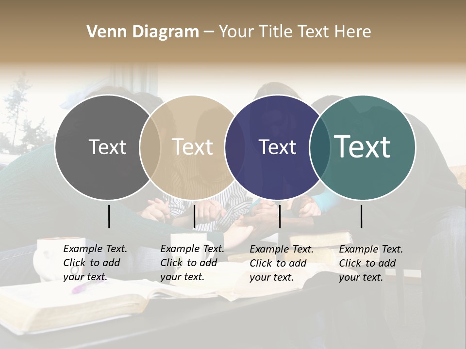 A Panoramic View Of Cincinnati Ohio PowerPoint Template