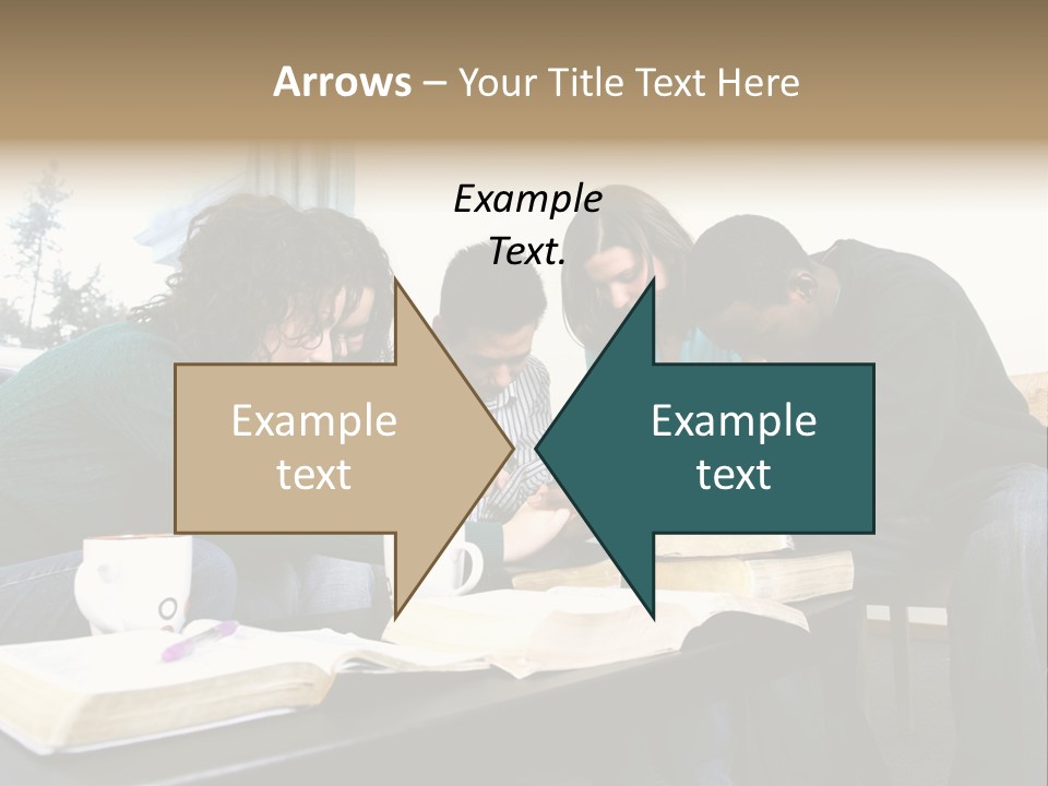 A Panoramic View Of Cincinnati Ohio PowerPoint Template