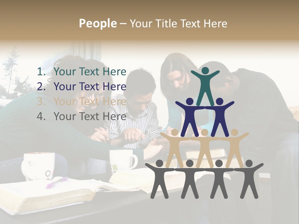 A Panoramic View Of Cincinnati Ohio PowerPoint Template