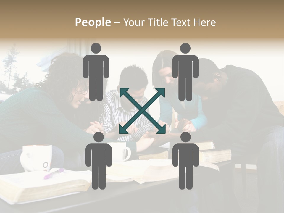 A Panoramic View Of Cincinnati Ohio PowerPoint Template