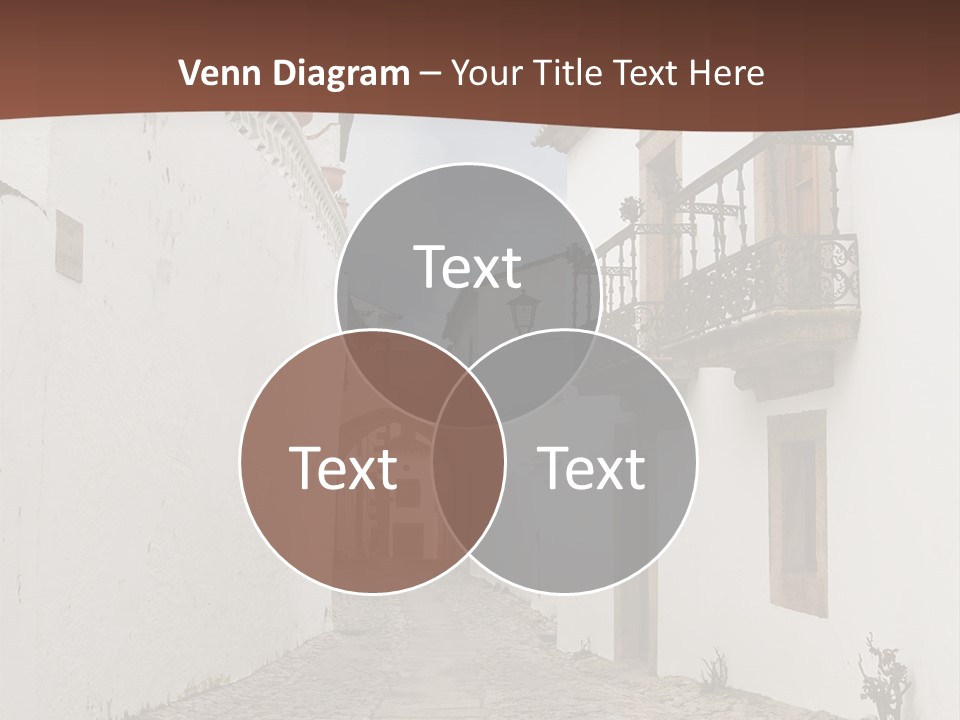 Castelo Architecture Close PowerPoint Template