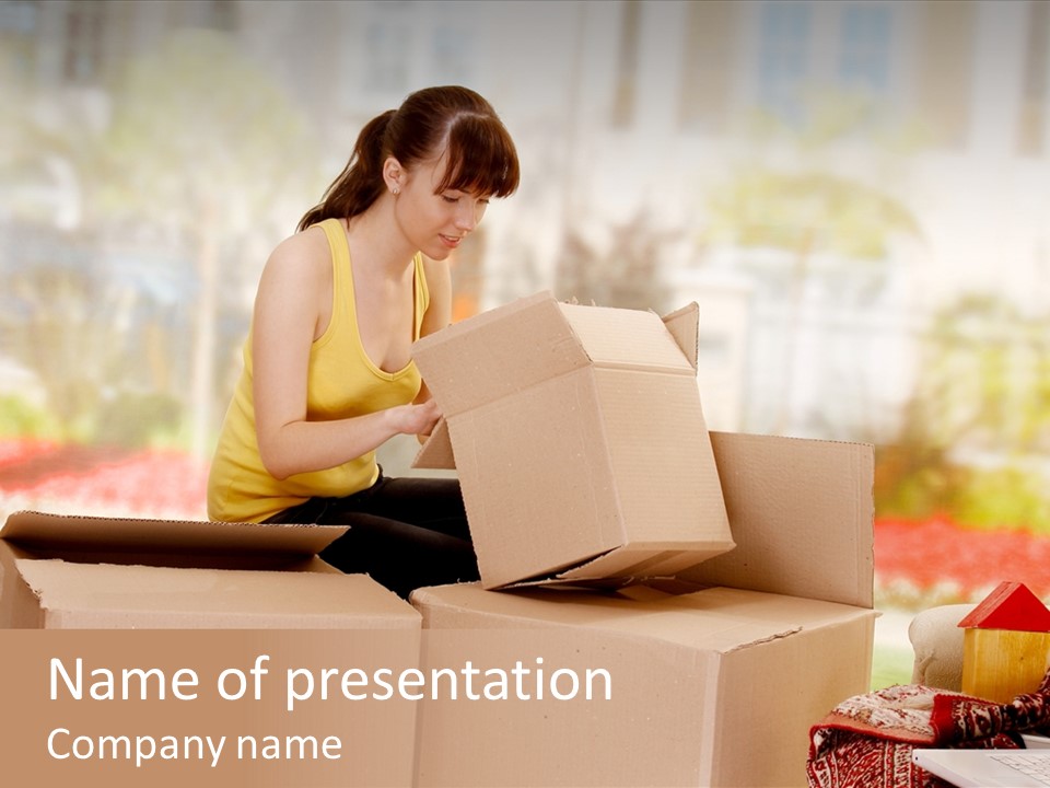 Box Casual Estate PowerPoint Template